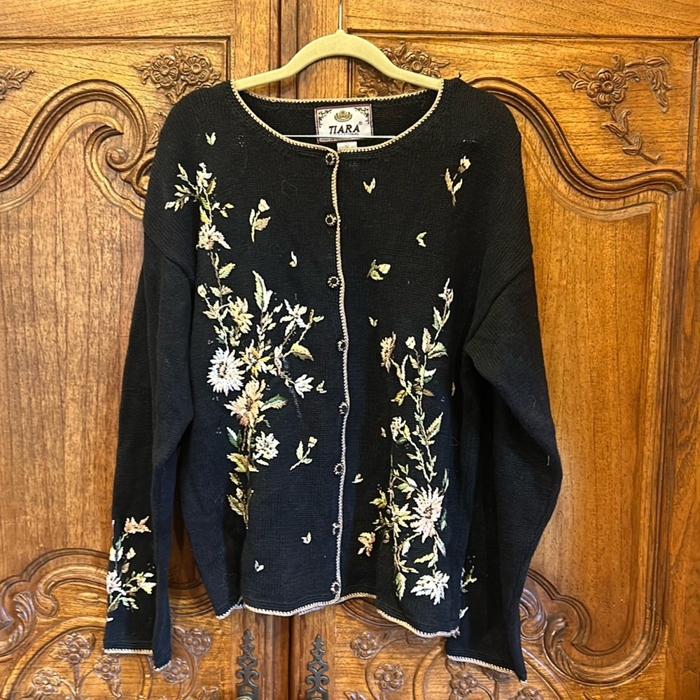 Tiara International Vintage Embroidered Cardigan